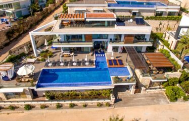 Luxury Villa Five Bedroom in Kalkan